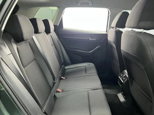 Внедорожник Skoda Karoq 2020 года, 2250000 рублей, Омск
