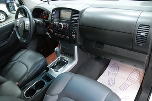 Пикап Nissan Navara 2013 года, 2098000 рублей, Солонцы