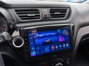 Хетчбэк Kia Rio 2012 года, 729000 рублей, Саратов