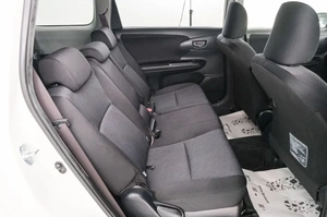 Минивэн Toyota Wish 2015 года, 2099000 рублей, Красноярск