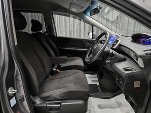 Минивэн Honda Freed 2011 года, 920000 рублей, Красноярск