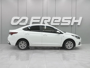 Седан Hyundai Solaris 2019 года, 1570000 рублей, Ростов-на-Дону