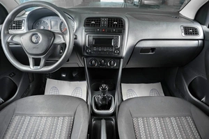 Седан Volkswagen Polo 2018 года, 739000 рублей, Тюмень