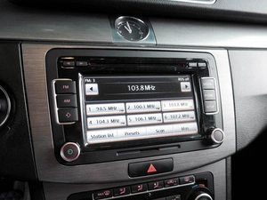 Седан Volkswagen Passat 2011 года, 854000 рублей, Воронеж