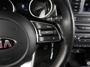 Хетчбэк Kia Ceed 2020 года, 1899000 рублей, Воронеж