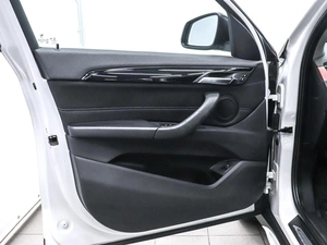 Внедорожник BMW X1 2018 года, 2300000 рублей, Красноярск