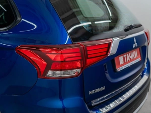 Внедорожник Mitsubishi Outlander 2015 года, 1800000 рублей, Красноярск