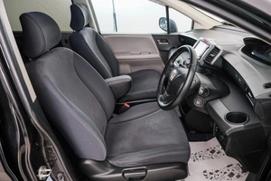 Минивэн Honda Freed 2009 года, 899000 рублей, Красноярск
