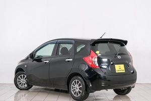 Хетчбэк Nissan Note 2013 года, 899000 рублей, Красноярск