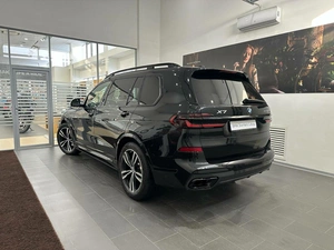 Внедорожник BMW X7 2024 года, 15007500 рублей, Новосибирск