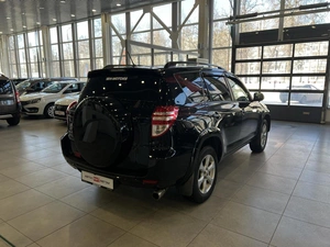 Внедорожник Toyota RAV4 2010 года, 1575000 рублей, Орёл
