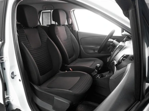 Внедорожник Renault Kaptur 2018 года, 1099000 рублей, Тюмень