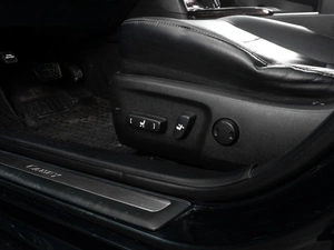 Седан Toyota Camry 2015 года, 2409000 рублей, Тюмень