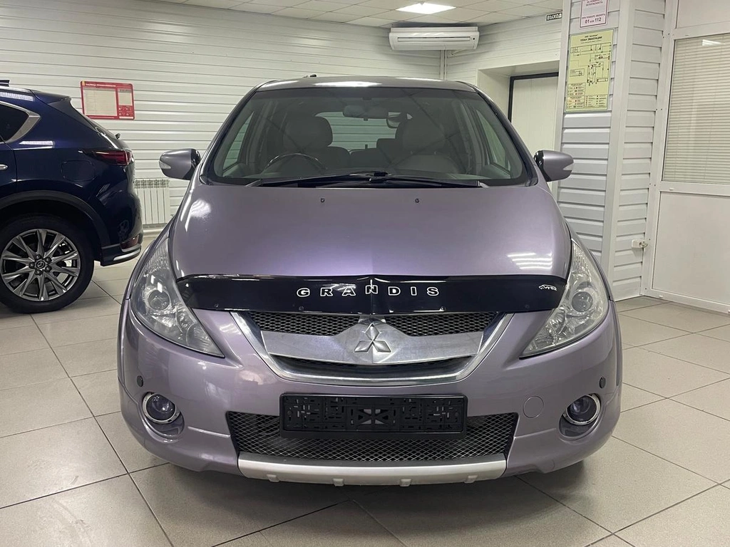 Минивэн Mitsubishi Grandis 2003 года, 540000 рублей, Ачинск