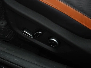 Лифтбек Changan UNI-V 2023 года, 2199000 рублей, Воронеж