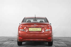 Седан Hyundai Solaris 2013 года, 929000 рублей, Кемерово
