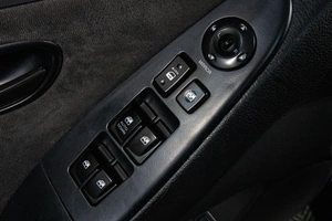 Седан Hyundai Elantra 2009 года, 549000 рублей, Сургут