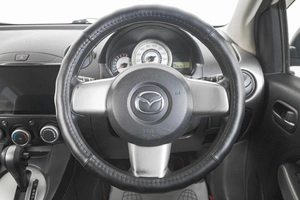 Хетчбэк Mazda Demio 2011 года, 769000 рублей, Кемерово