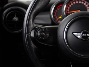 Хетчбэк MINI Cooper 2017 года, 1479050 рублей, Москва