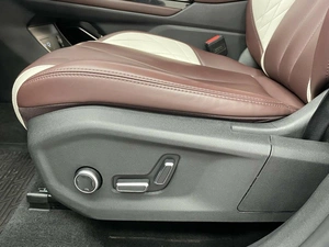 Внедорожник Geely Monjaro 2023 года, 2885000 рублей, Красноярск