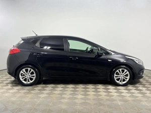 Хетчбэк Kia Ceed 2013 года, 919900 рублей, Казань