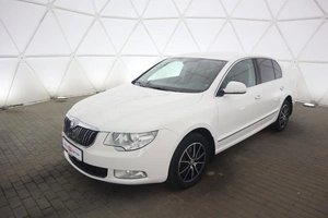 Седан Skoda Superb 2013 года, 1400000 рублей, Орёл