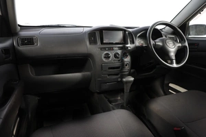 Универсал Toyota Succeed 2003 года, 529000 рублей, Новосибирск