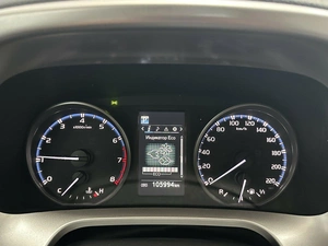 Внедорожник Toyota RAV4 2016 года, 2340000 рублей, Красноярск