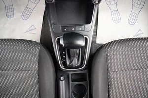 Хетчбэк Kia Rio X-Line 2019 года, 1649000 рублей, Оренбург