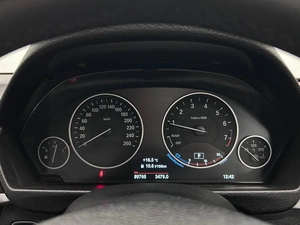 Седан BMW 3 серия 2017 года, 1599000 рублей, Красноярск