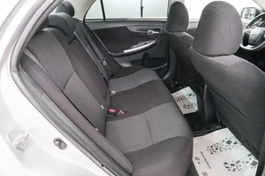 Седан Toyota Corolla 2012 года, 939000 рублей, Красноярск