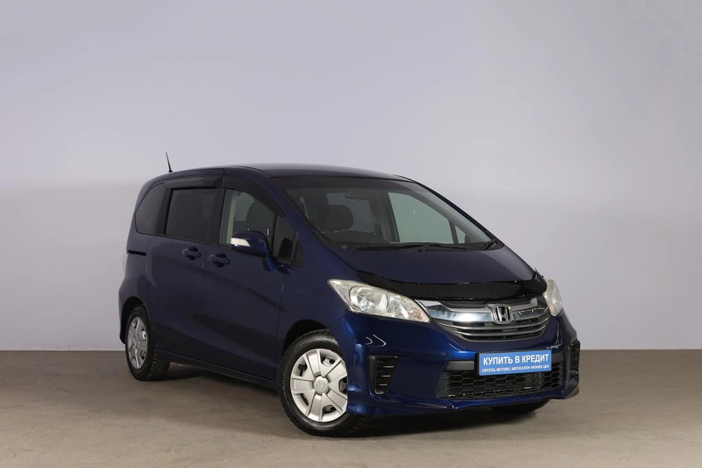 Минивэн Honda Freed 2014 года, 1299000 рублей, Новосибирск
