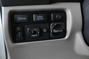 Внедорожник Toyota Land Cruiser 2007 года, 2299000 рублей, Тюмень