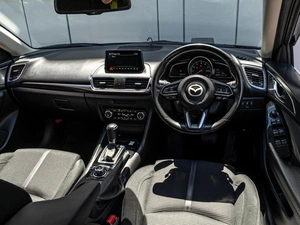 Хетчбэк Mazda Axela 2016 года, 1350000 рублей, Краснодар
