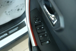 Внедорожник Toyota Raize 2020 года, 1849000 рублей, Омск