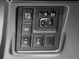 Внедорожник Toyota Land Cruiser Prado 2012 года, 2399000 рублей, Красноярск