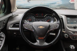 Седан Chevrolet Cruze 2017 года, 1020000 рублей, Ярославль