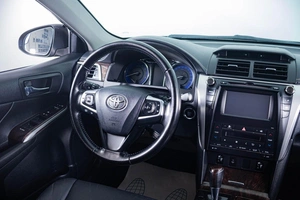 Седан Toyota Camry 2015 года, 1799000 рублей, Пермь