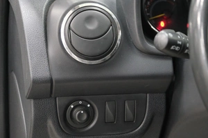 Хетчбэк Renault Sandero Stepway 2017 года, 1039000 рублей, Омск