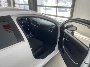 Хэтчбек Kia Ceed 2019 года, 1635000 рублей, Смоленск