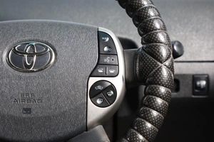 Лифтбек Toyota Prius 2008 года, 689000 рублей, Новосибирск