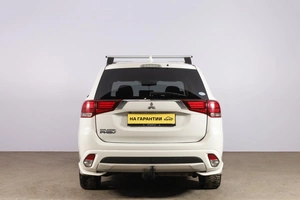 Внедорожник Mitsubishi Outlander 2015 года, 2469000 рублей, Новосибирск