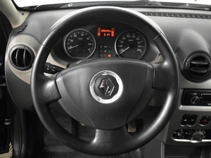 Хетчбэк Renault Sandero 2011 года, 509900 рублей, Казань