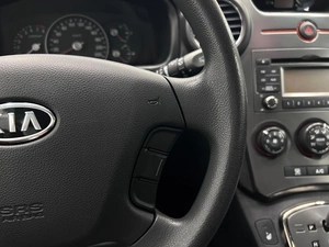 Минивэн Kia Carens 2011 года, 829000 рублей, Красноярск