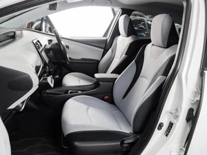 Лифтбек Toyota Prius 2016 года, 1735000 рублей, Тюмень