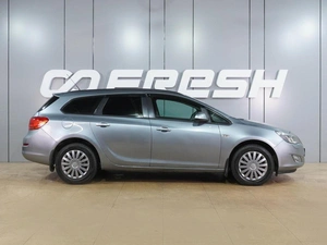 Универсал Opel Astra 2011 года, 899000 рублей, Воронеж
