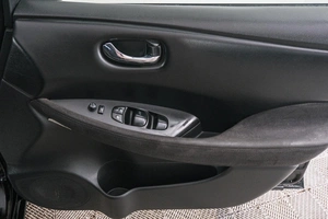 Хетчбэк Nissan Leaf 2013 года, 549000 рублей, Красноярск