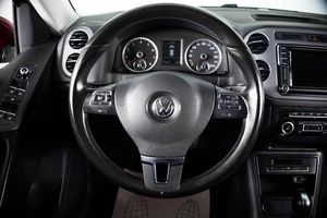 Внедорожник Volkswagen Tiguan 2014 года, 1659000 рублей, Пермь