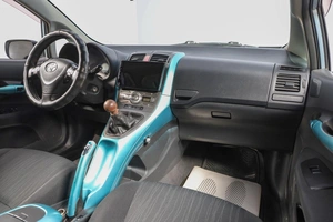 Хетчбэк Toyota Auris 2008 года, 769000 рублей, Новосибирск
