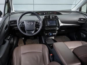 Лифтбек Toyota Prius 2019 года, 2150000 рублей, Краснодар